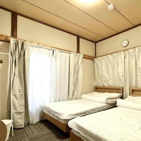 Апартаменты Shinjuku Garden House Токио Экстерьер фото