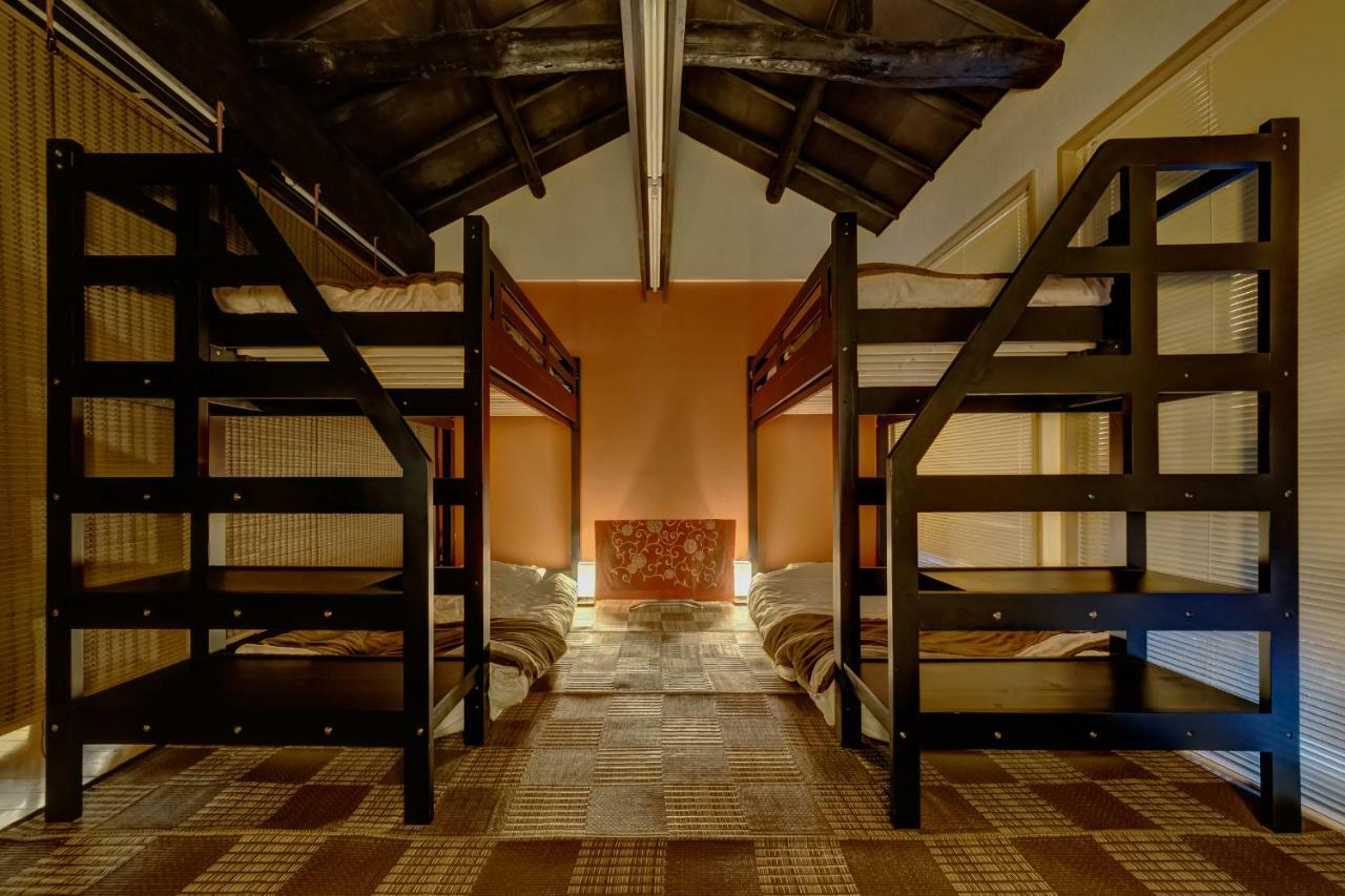 Апартаменты Shinjuku Garden House Токио Экстерьер фото