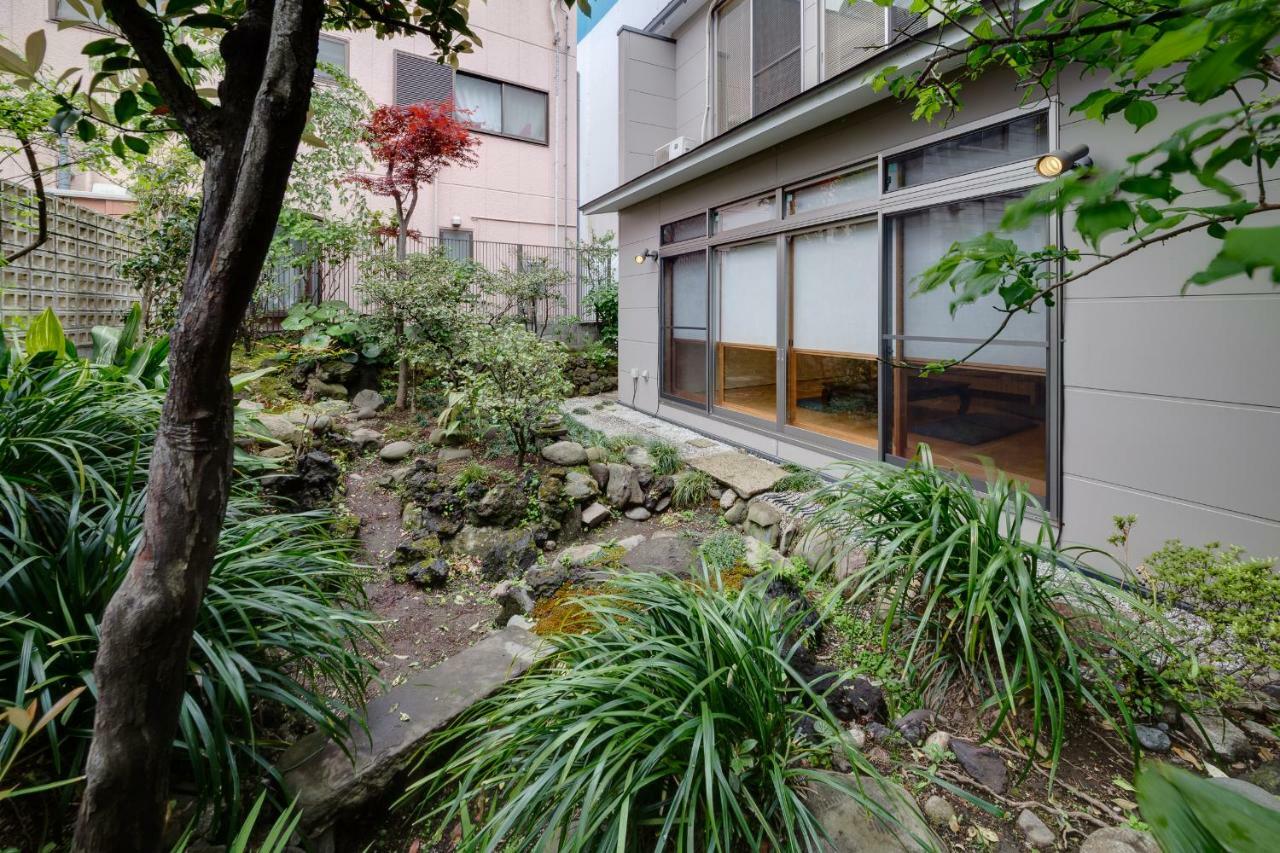 Апартаменты Shinjuku Garden House Токио Экстерьер фото