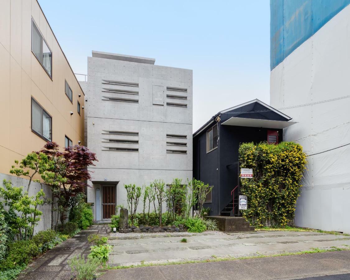 Апартаменты Shinjuku Garden House Токио Экстерьер фото